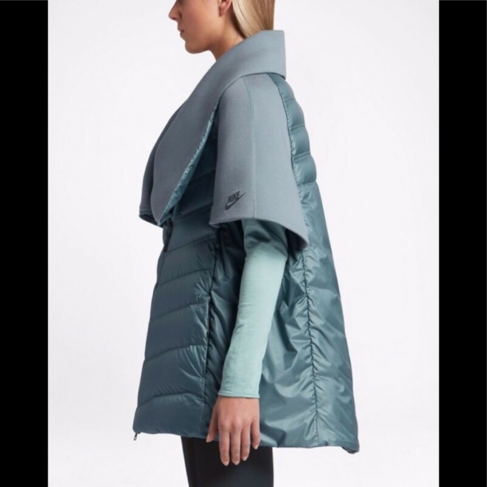 Nike Aeroloft cape jacket